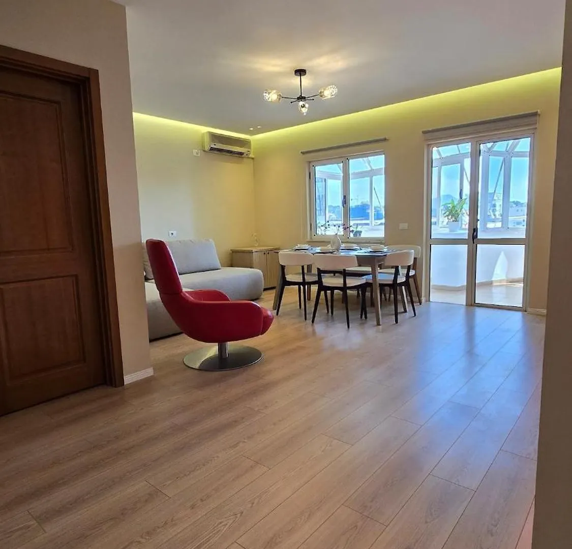 Sky Penthouse Apartment Tirana 0*,