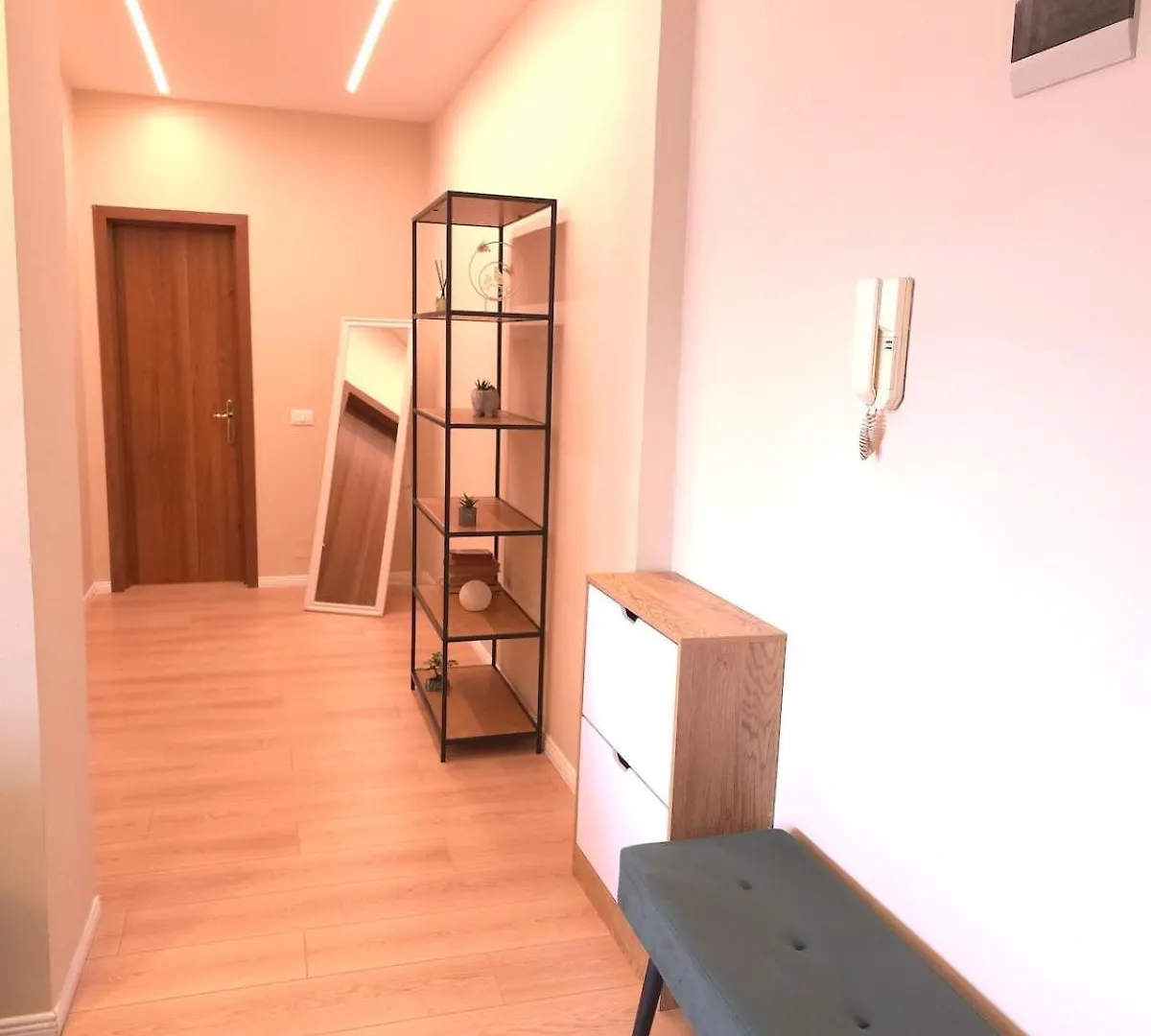 Sky Penthouse Apartment Tirana